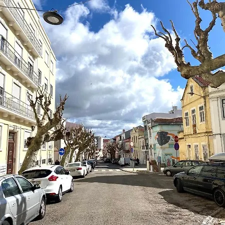 Casa Da Fonte - Vintage House And Rooftop Дом отдыха Фигейра-да-Фош